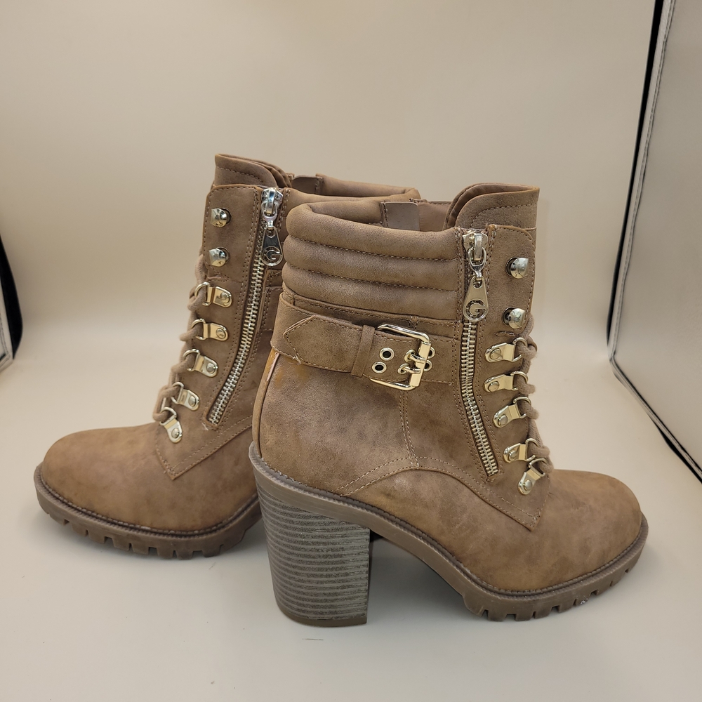 G by Guess Women’s Lace-up Heeled Combat Ankle Boots Tan Faux Leather Size 7 - Picture 8 of 11